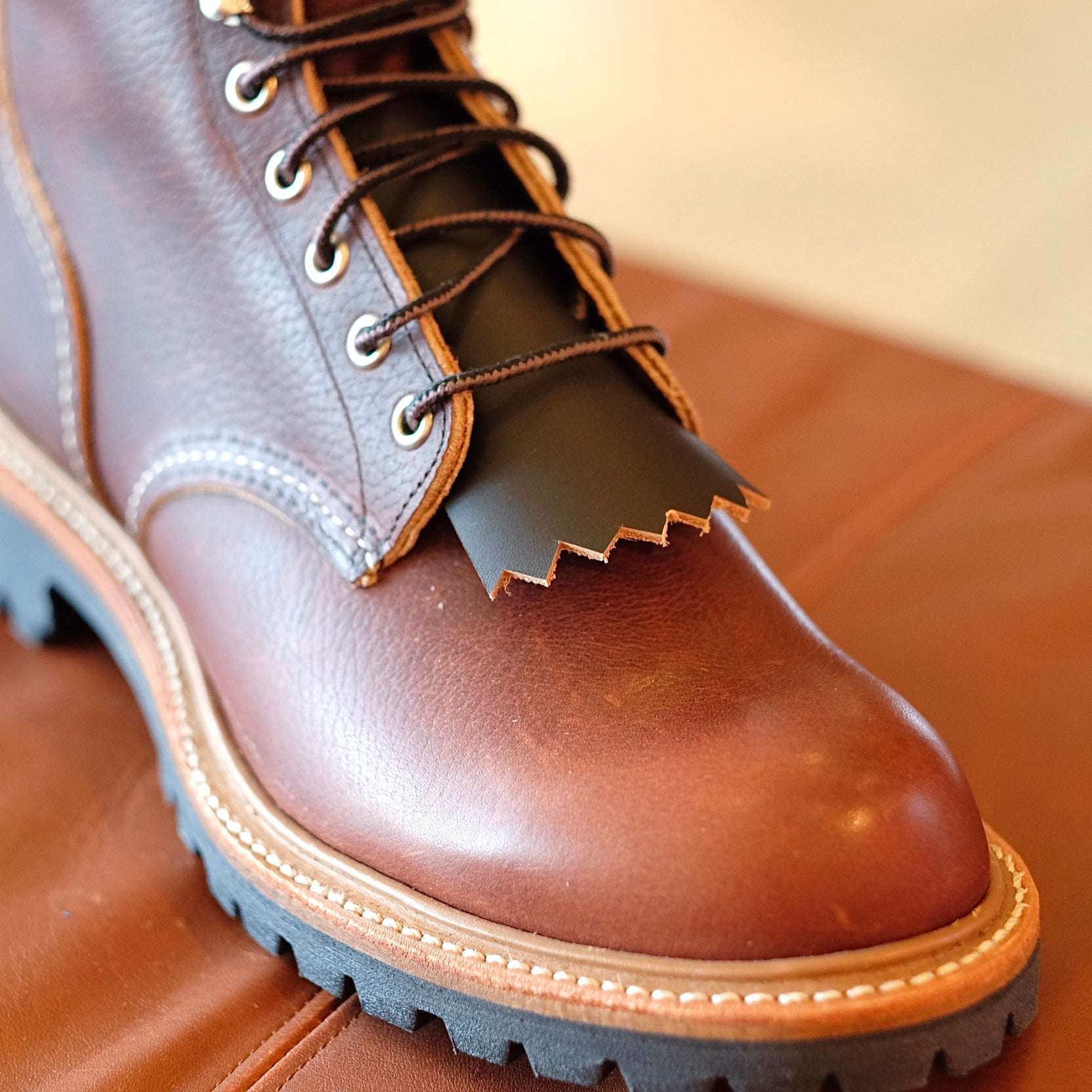 Fade Dept. Tongue Guard Type-02 – Logger