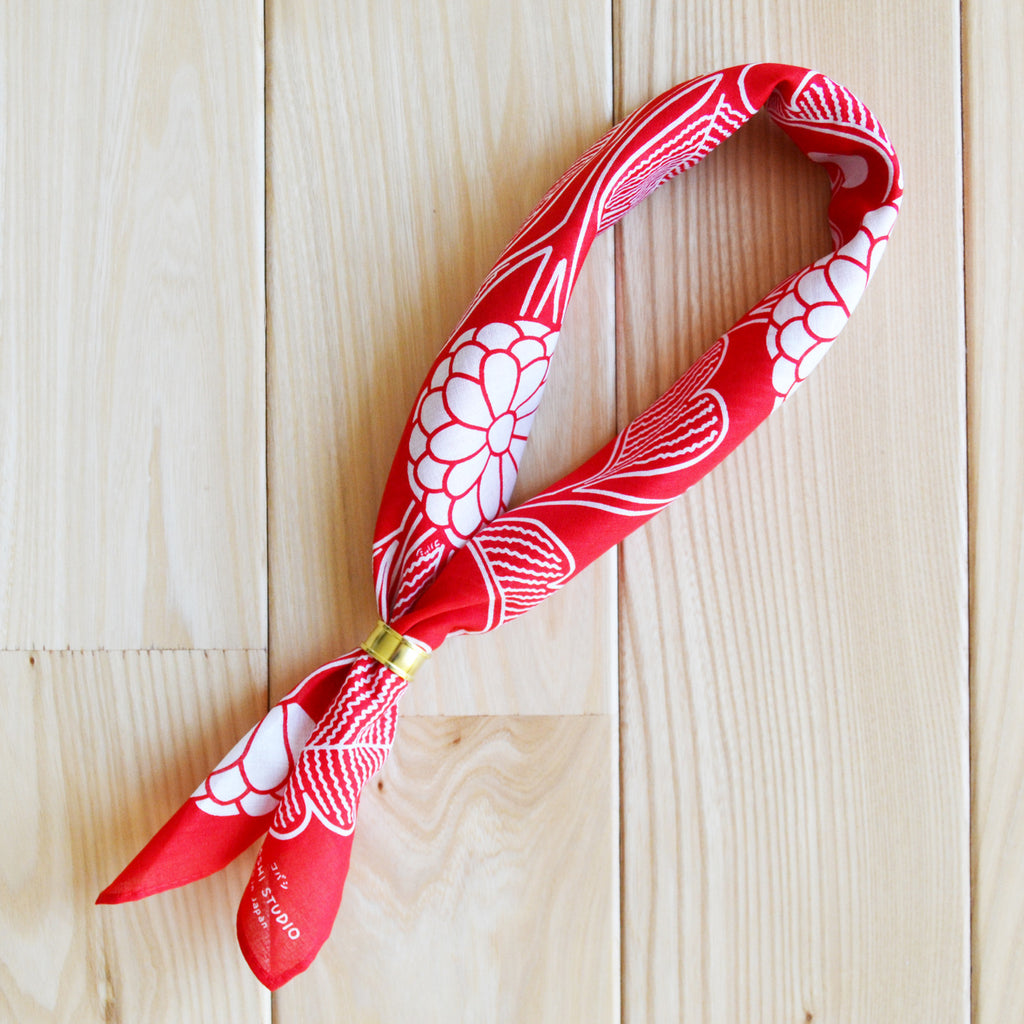 Japanese Chrysanthemum Bandana in Red “Shinku”