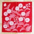 Japanese Chrysanthemum Bandana in Red “Shinku”