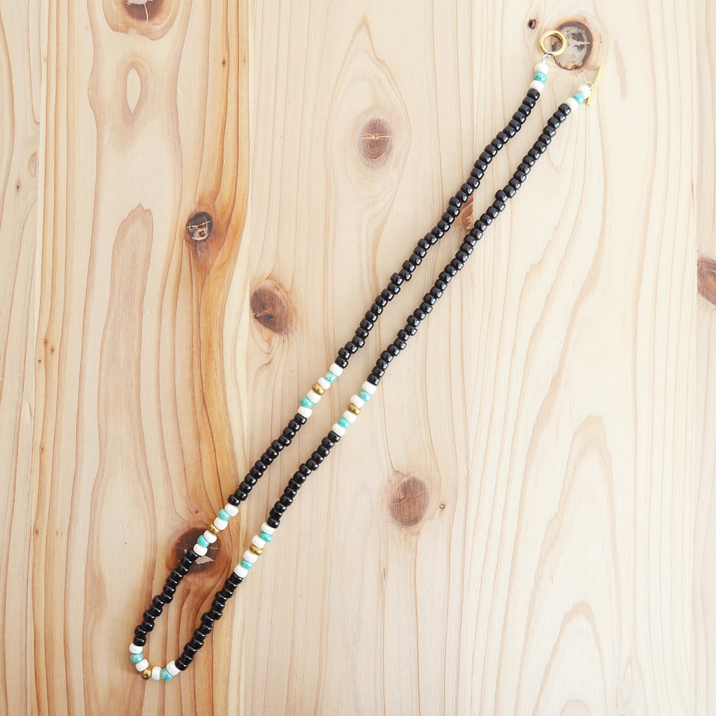 Japanese Beads Choker Necklace 5mm Black/Off-White/Turquoise