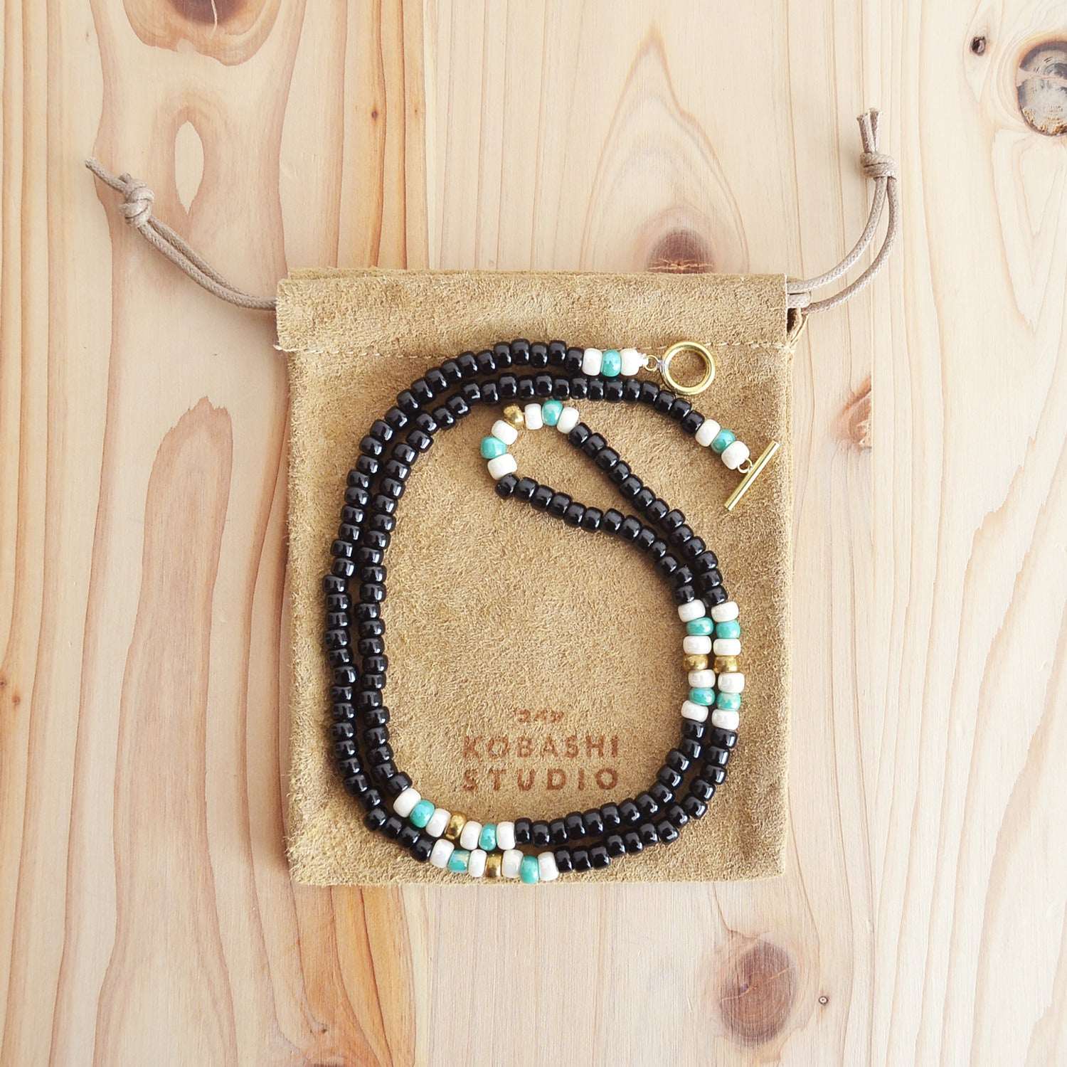 Japanese Beads Choker Necklace 5mm Black/Off-White/Turquoise