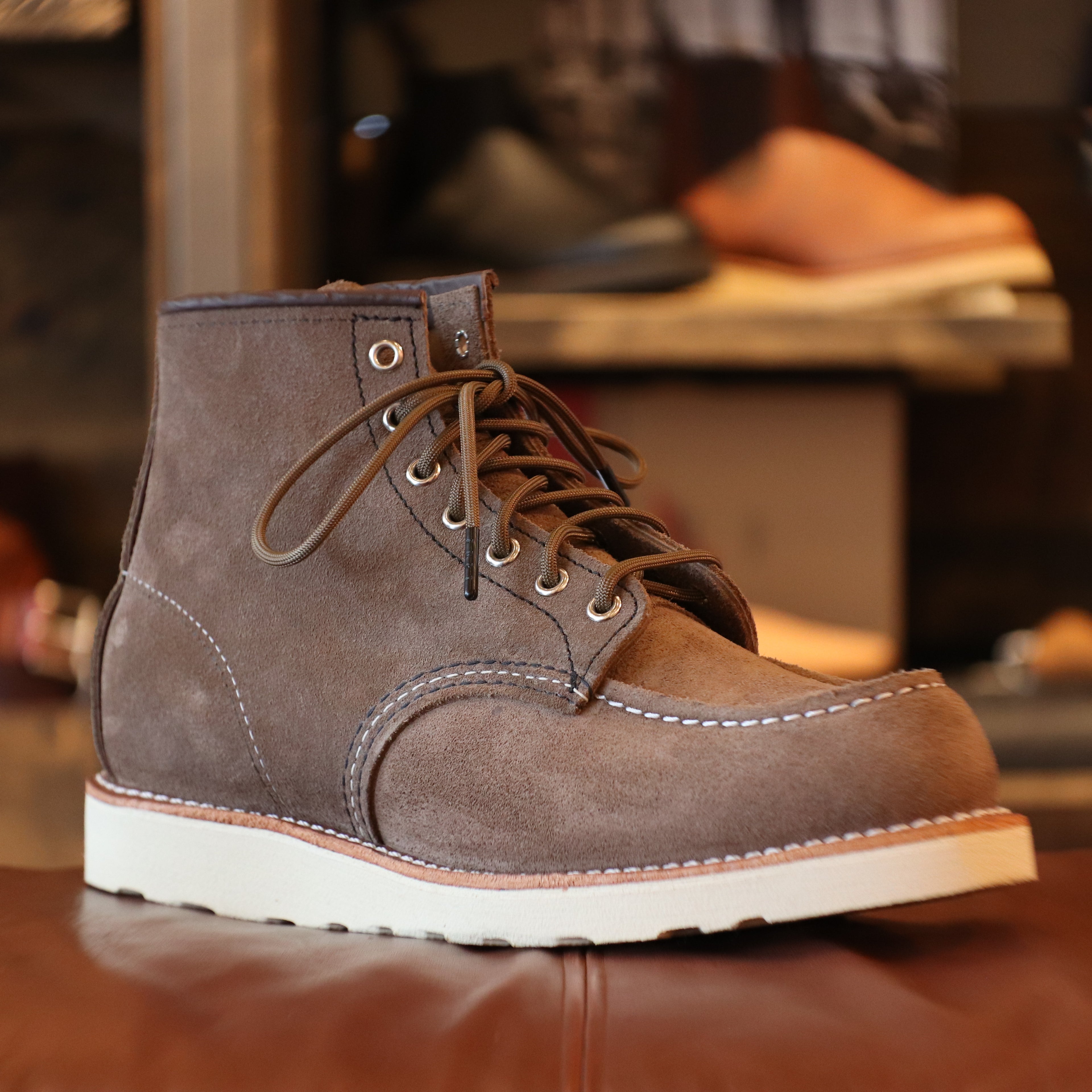 Kuri-iro (栗色) - Chestnut Brown
