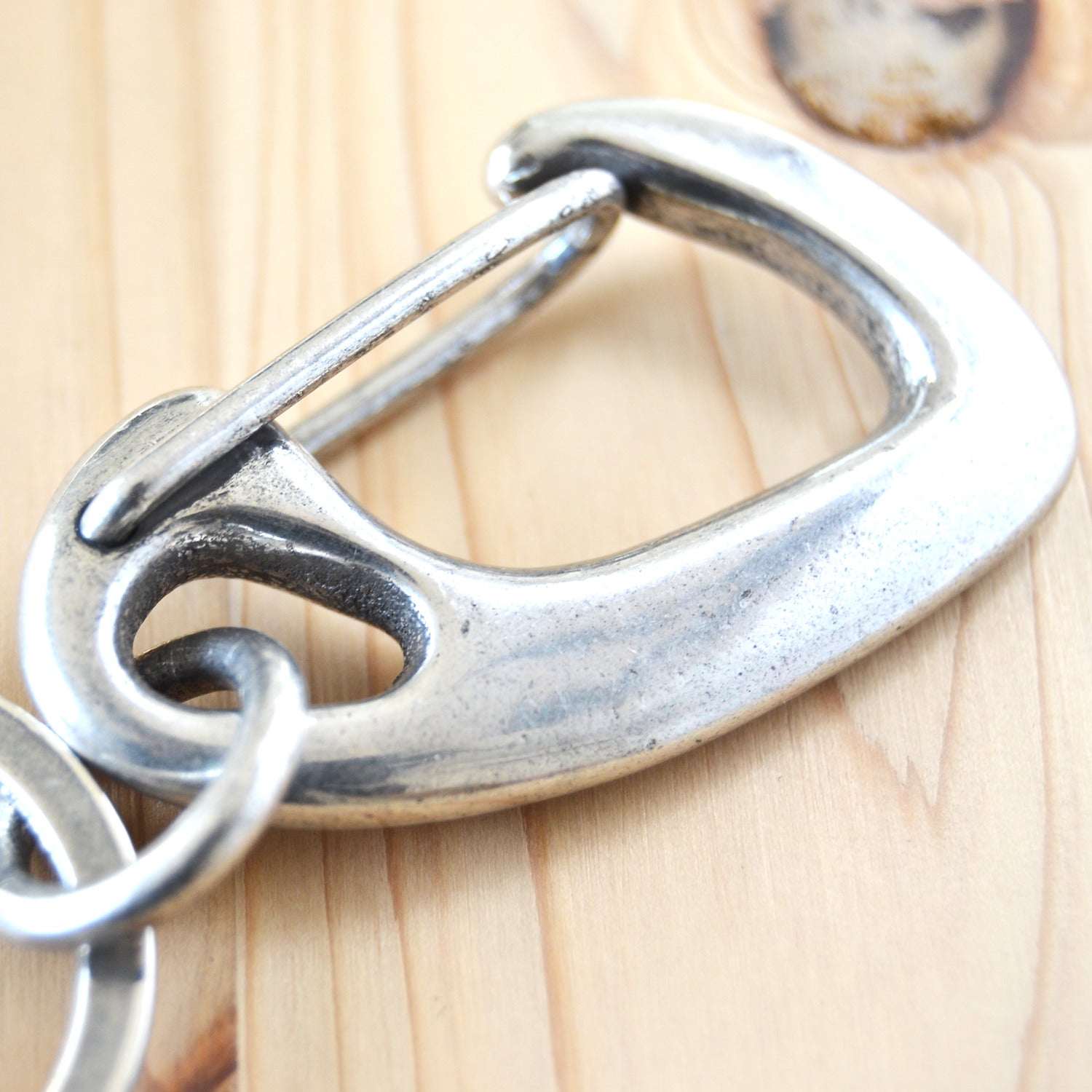 Sand Casted Key Snap With Flat Ring – Silver Plated