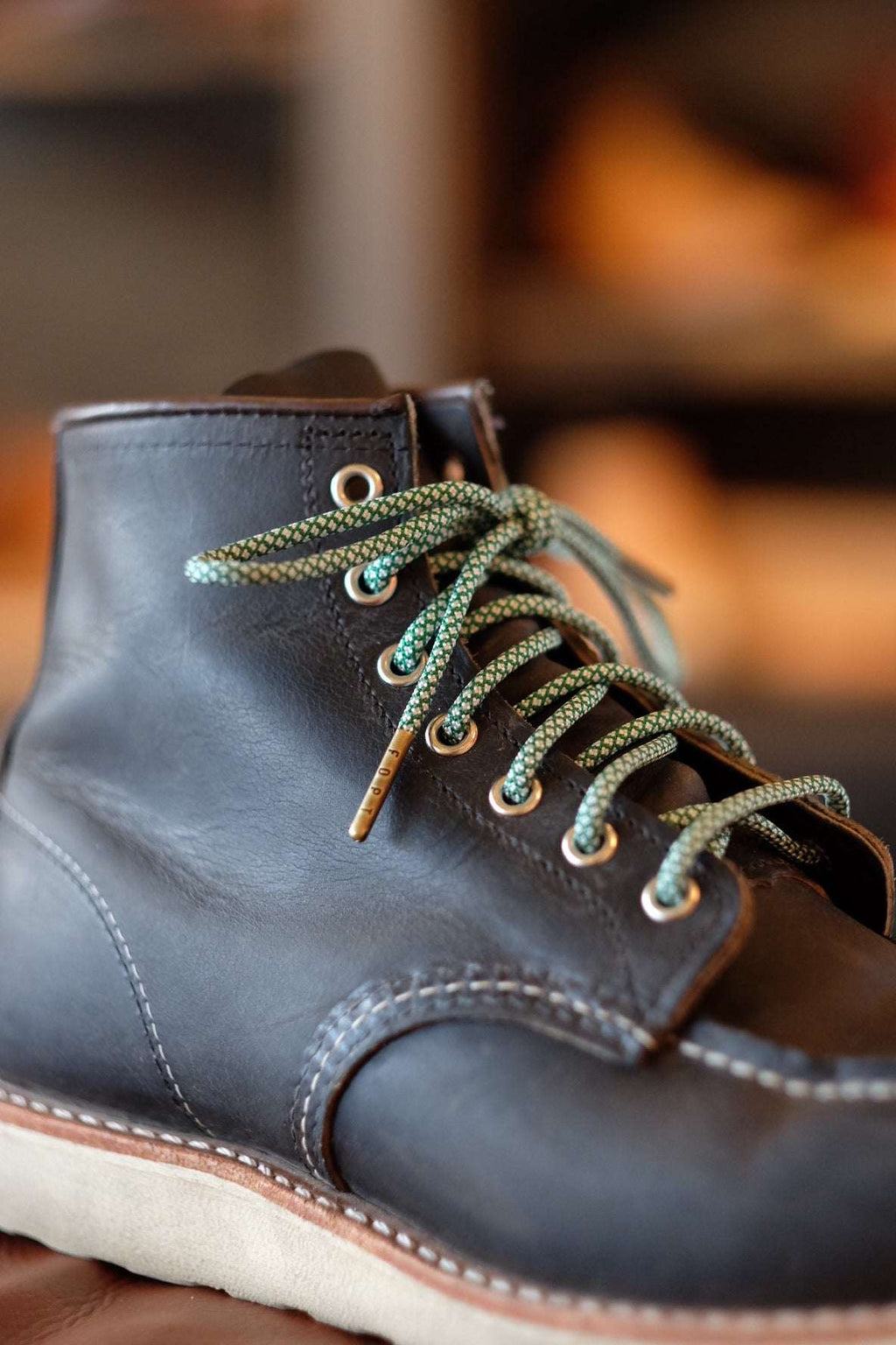 Tile Green Paracord Laces - Kawaramidori (瓦緑)