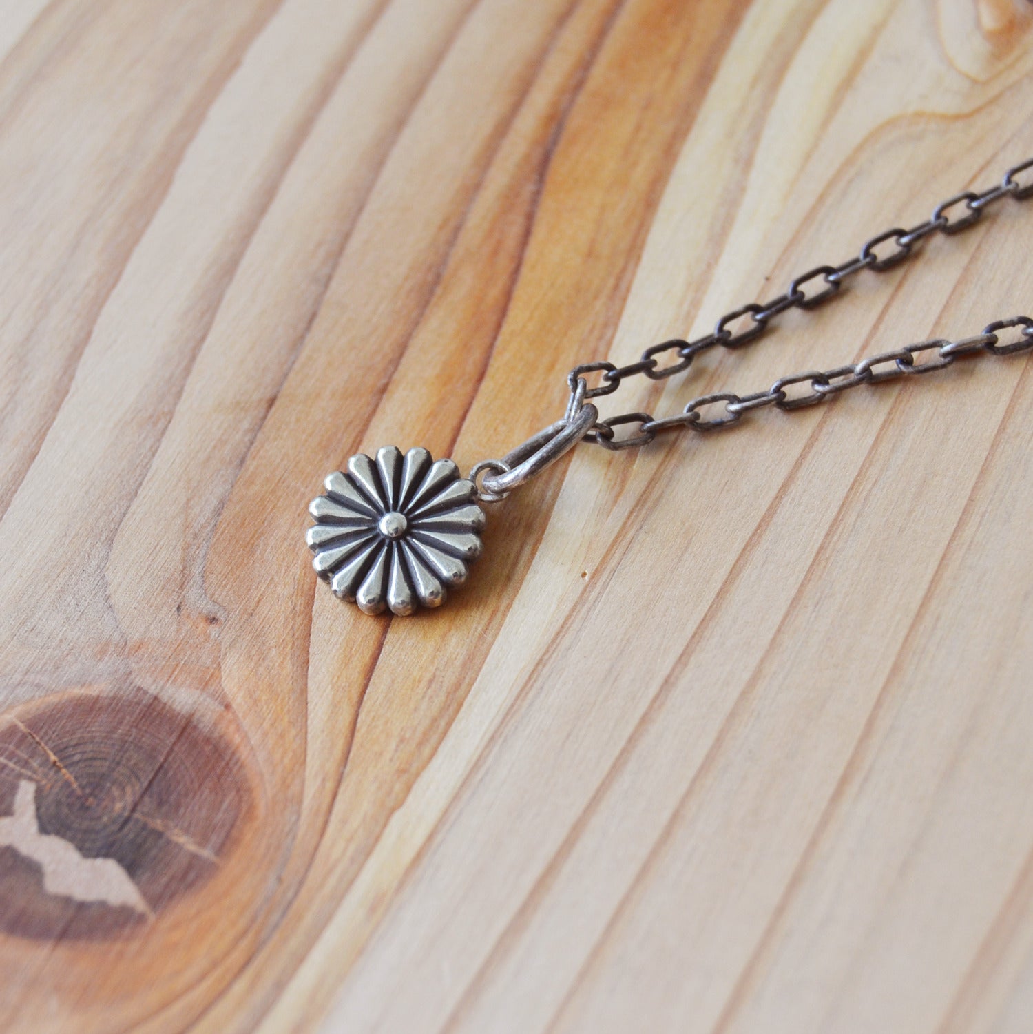 Kikumon Charm Small 925 Silver